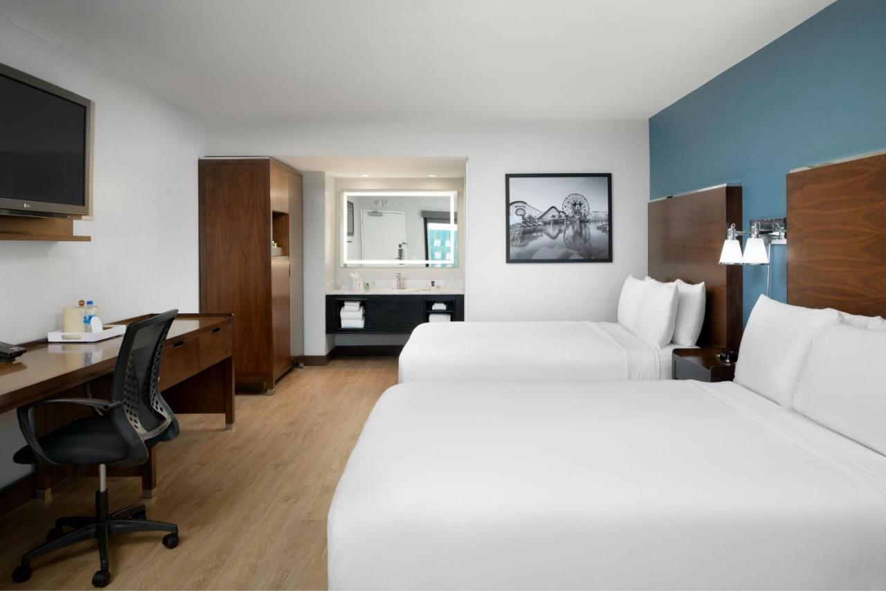 Four Points By Sheraton Anaheim Hotell Exteriör bild