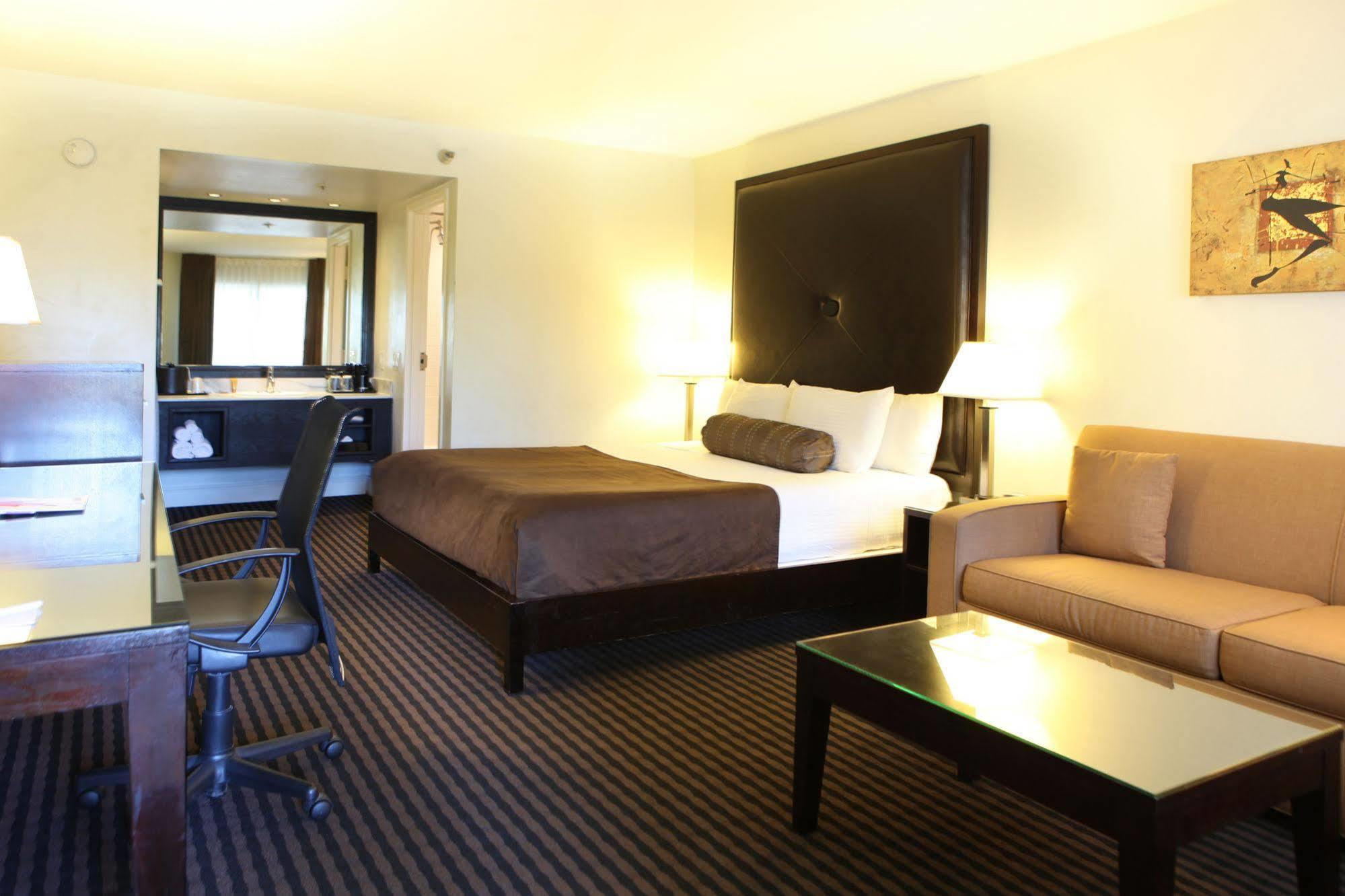 Four Points By Sheraton Anaheim Hotell Exteriör bild